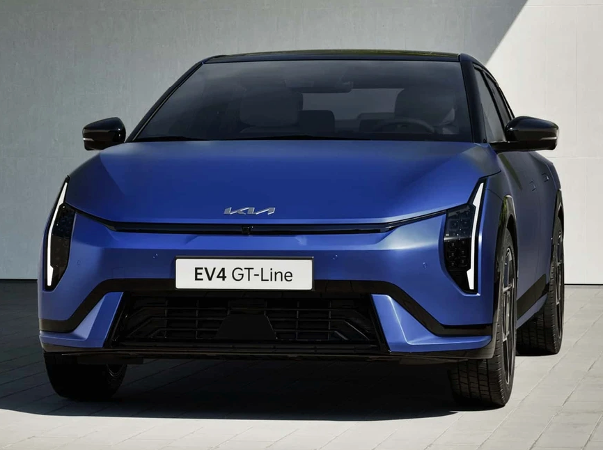 Kia enthüllt erste Bilder des neuen Elektroautos EV4