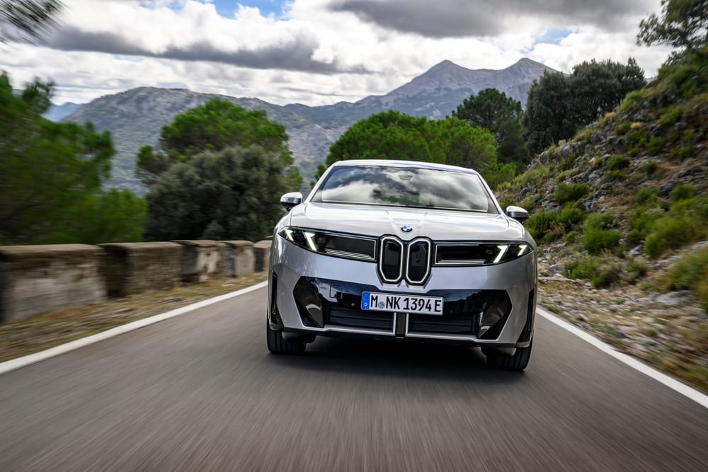 BMW iX3 überrascht: Die Neue Klasse übertrifft die Erwartungen