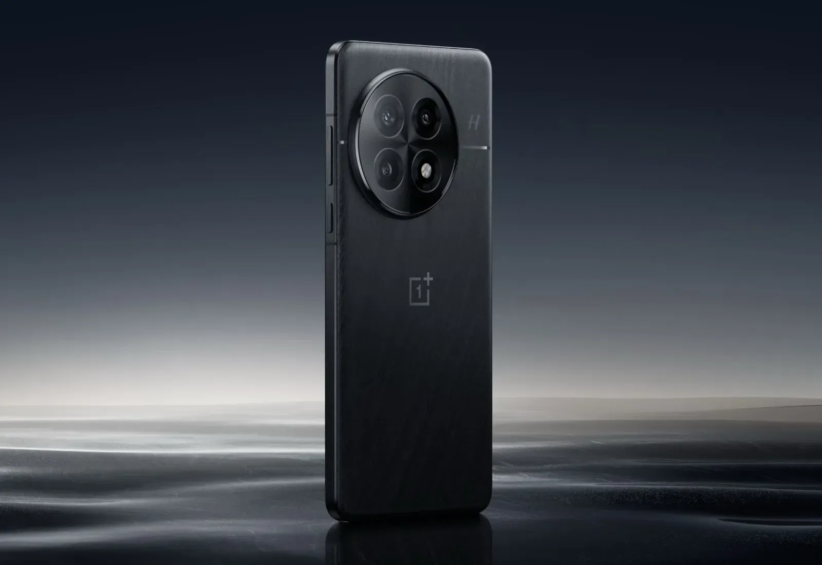 Das OnePlus 13 in Schwarz