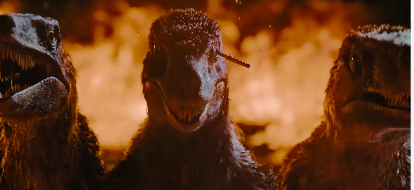 «Primitive War» hat auch kampffreudige Deinonychus zu bieten. (Bild: Screenshot Teaser Trailer)